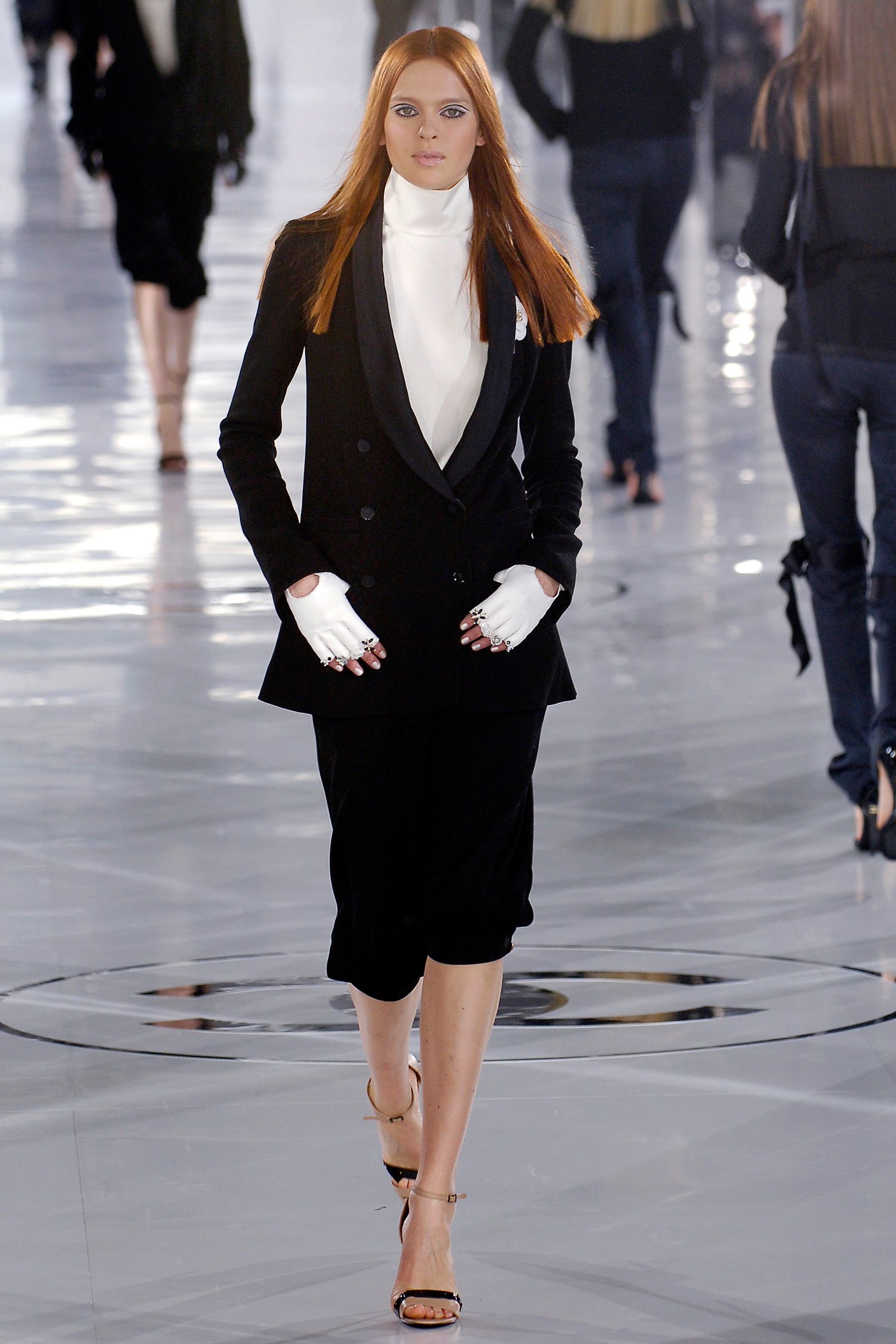 Chanel F/W 05 Look 467