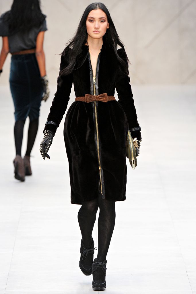Burberry F/W 12 Look 233