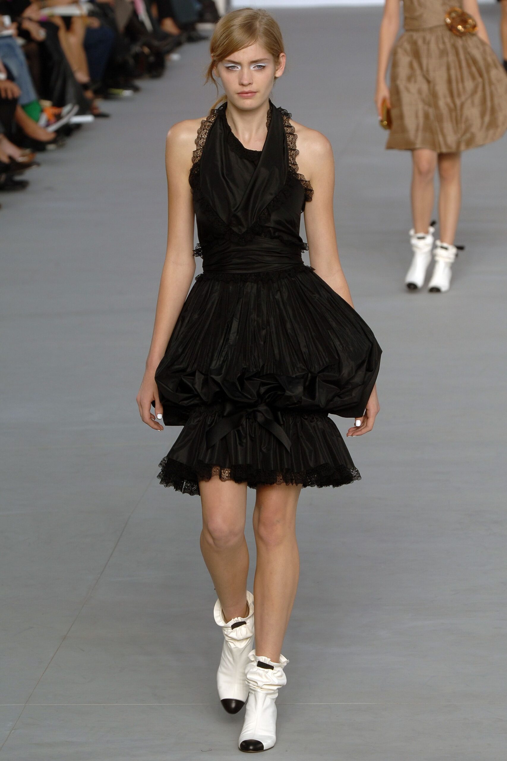 Chanel S/S 06 Look 484