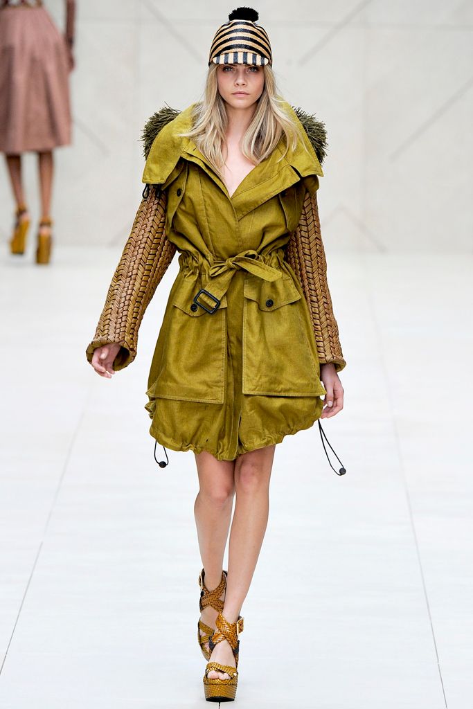 Burberry S/S 12 Look 233