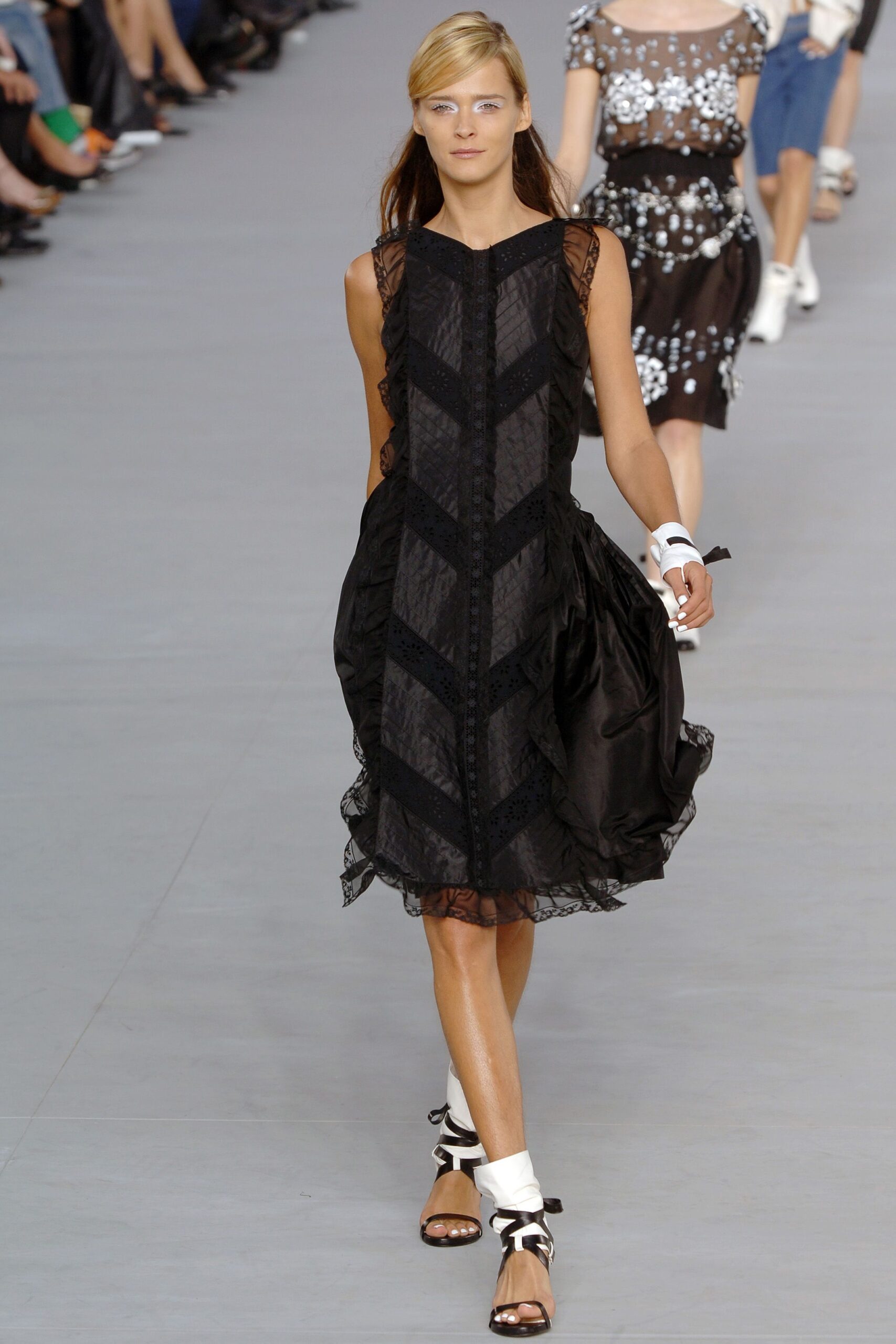 Chanel S/S 06 Look 524