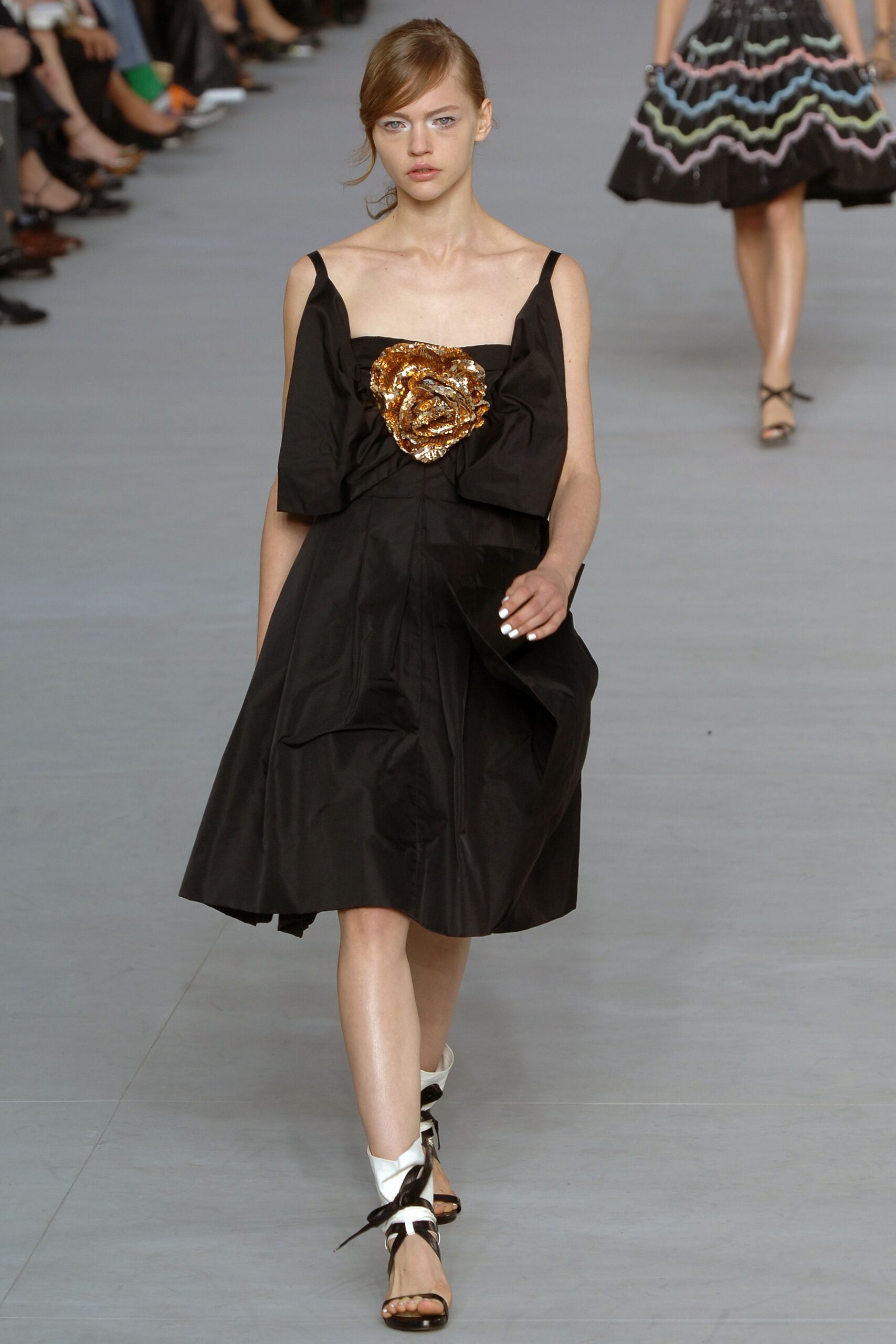 Chanel S/S 06 Look 587