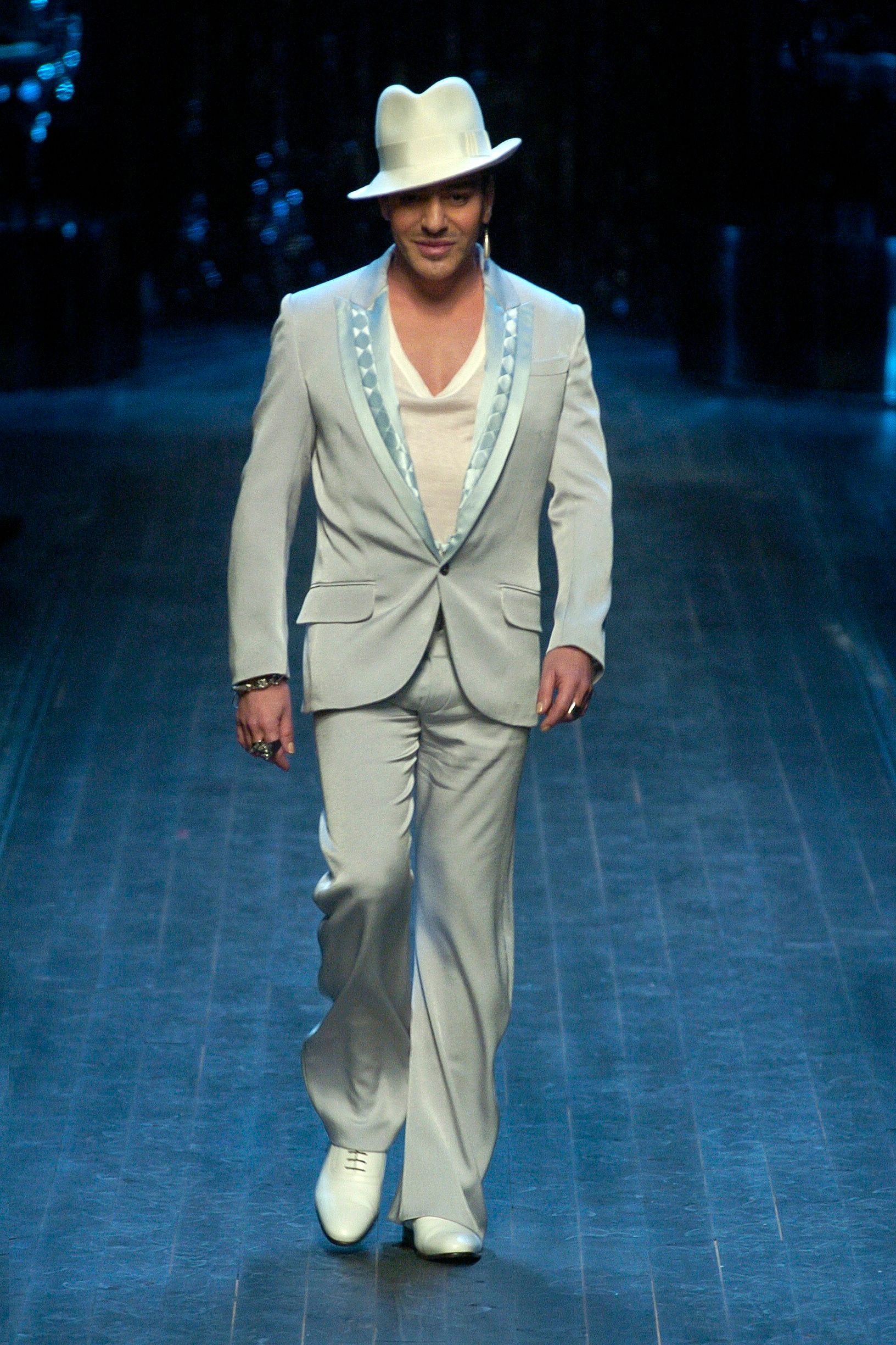 Christian Dior F/W 05 Look 696