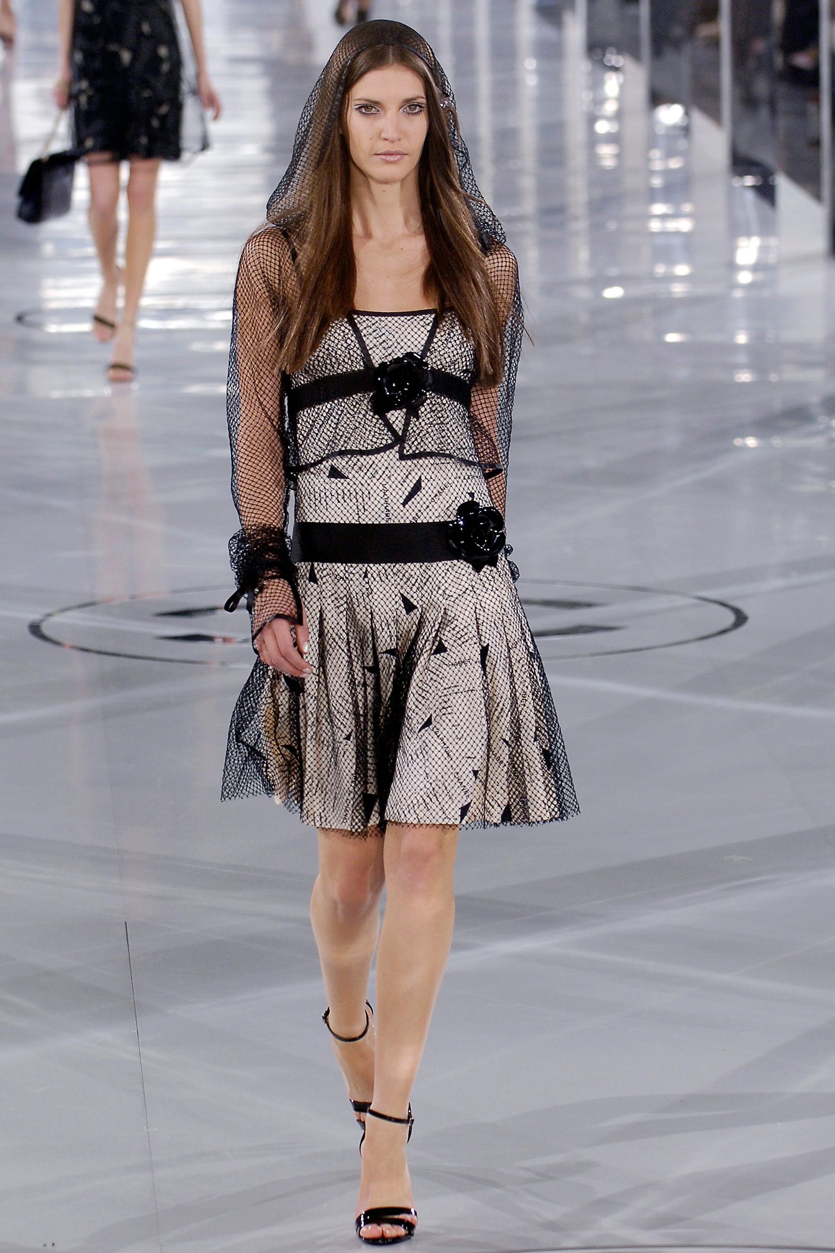 Chanel F/W 05 Look 529