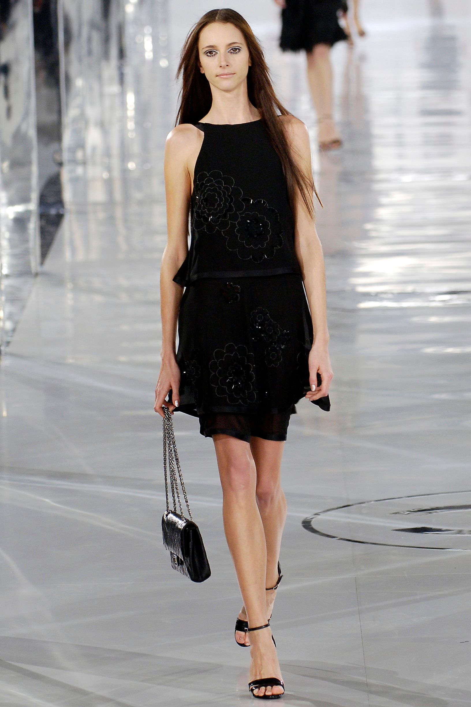 Chanel F/W 05 Look 557