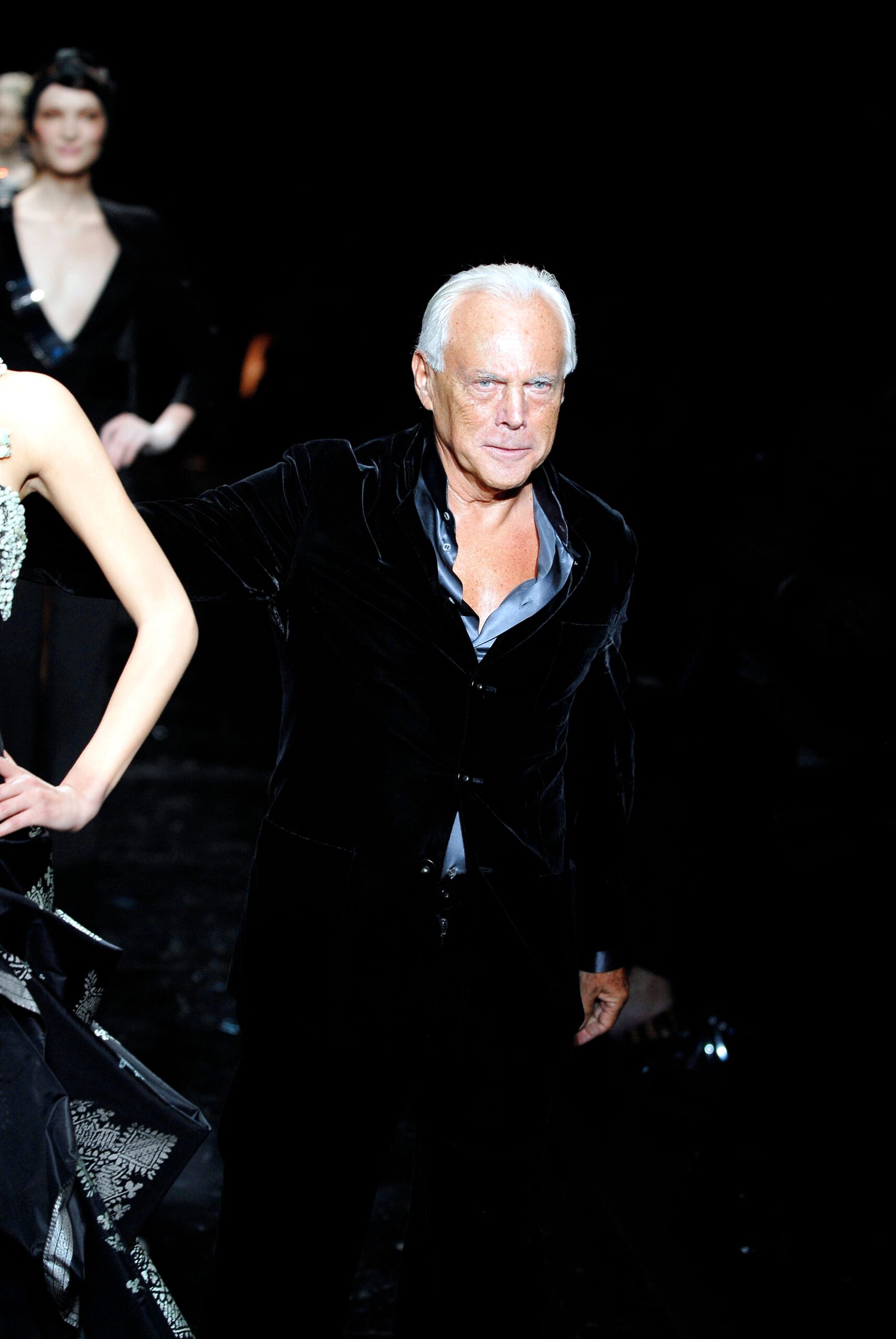 Armani Privé S/S 07 Couture Look 688