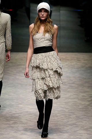 Burberry F/W 06 Look 286