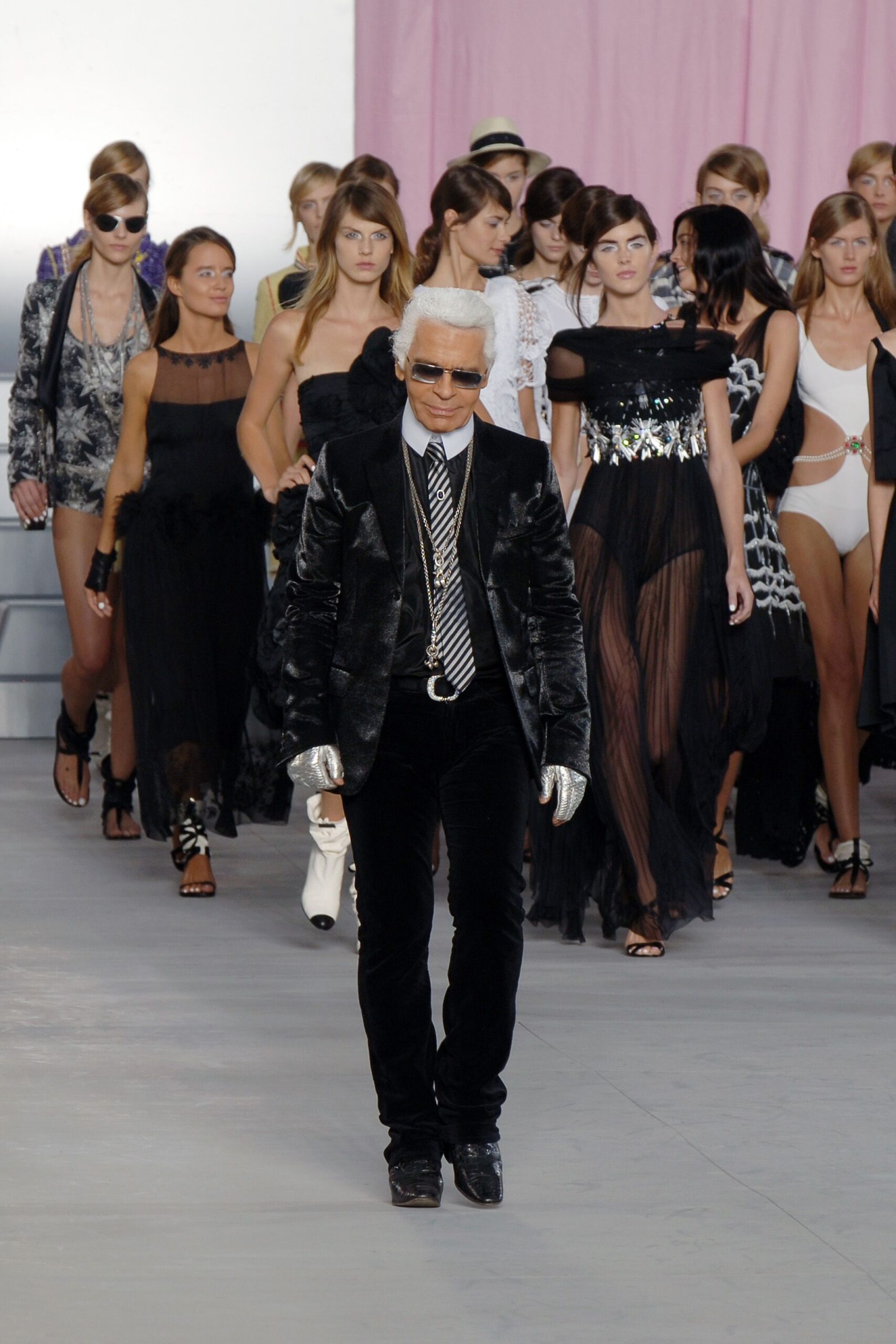 Chanel S/S 06 Look 680