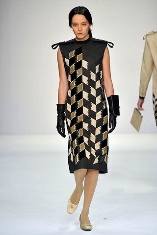 Central Saint Martins M.A. F/W 08 Look 337