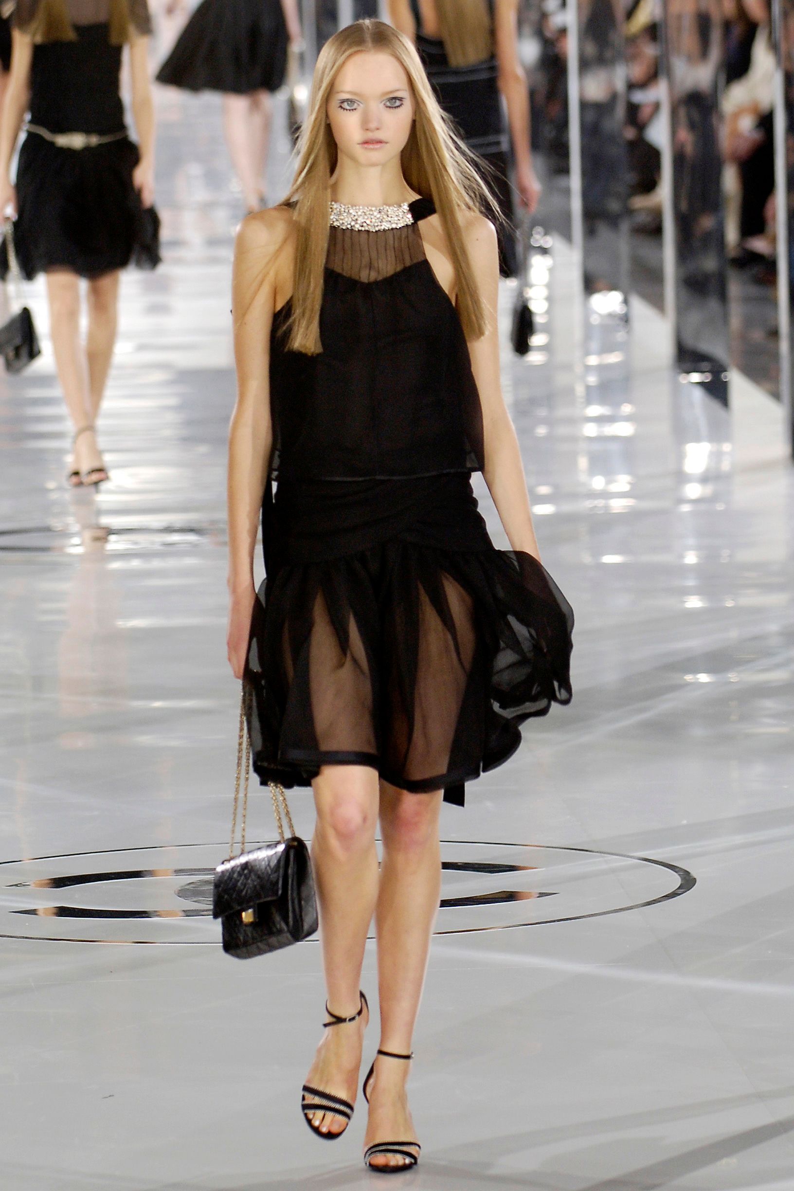 Chanel F/W 05 Look 678