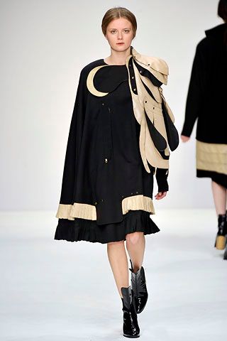 Central Saint Martins M.A. F/W 08 Look 435