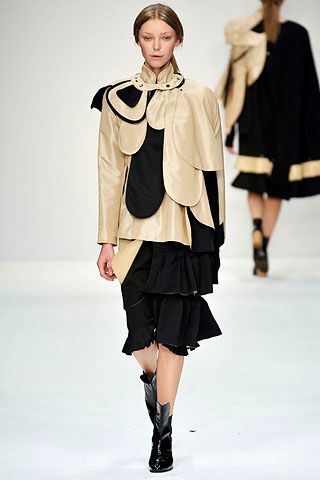 Central Saint Martins M.A. F/W 08 Look 443