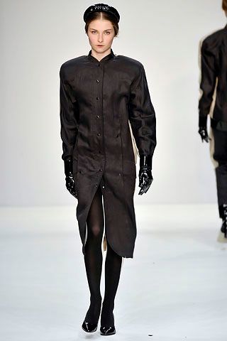 Central Saint Martins M.A. F/W 08 Look 510
