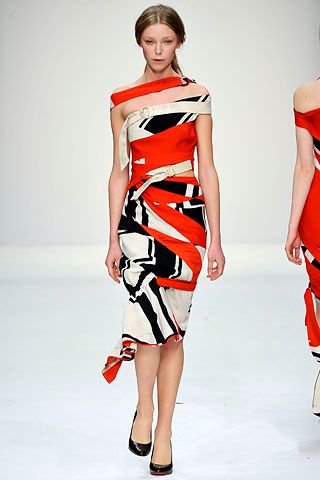 Central Saint Martins M.A. F/W 08 Look 584