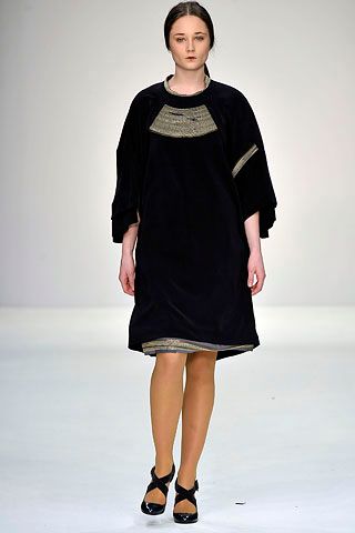 Central Saint Martins M.A. F/W 08 Look 592