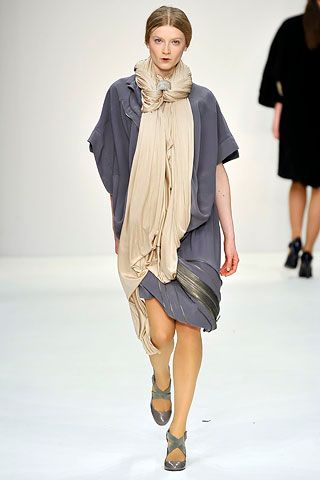 Central Saint Martins M.A. F/W 08 Look 600