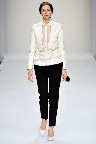 Central Saint Martins M.A. F/W 08 Look 705
