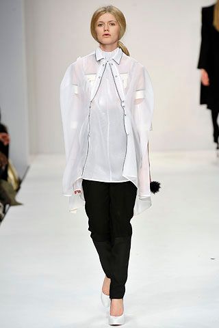 Central Saint Martins M.A. F/W 08 Look 720