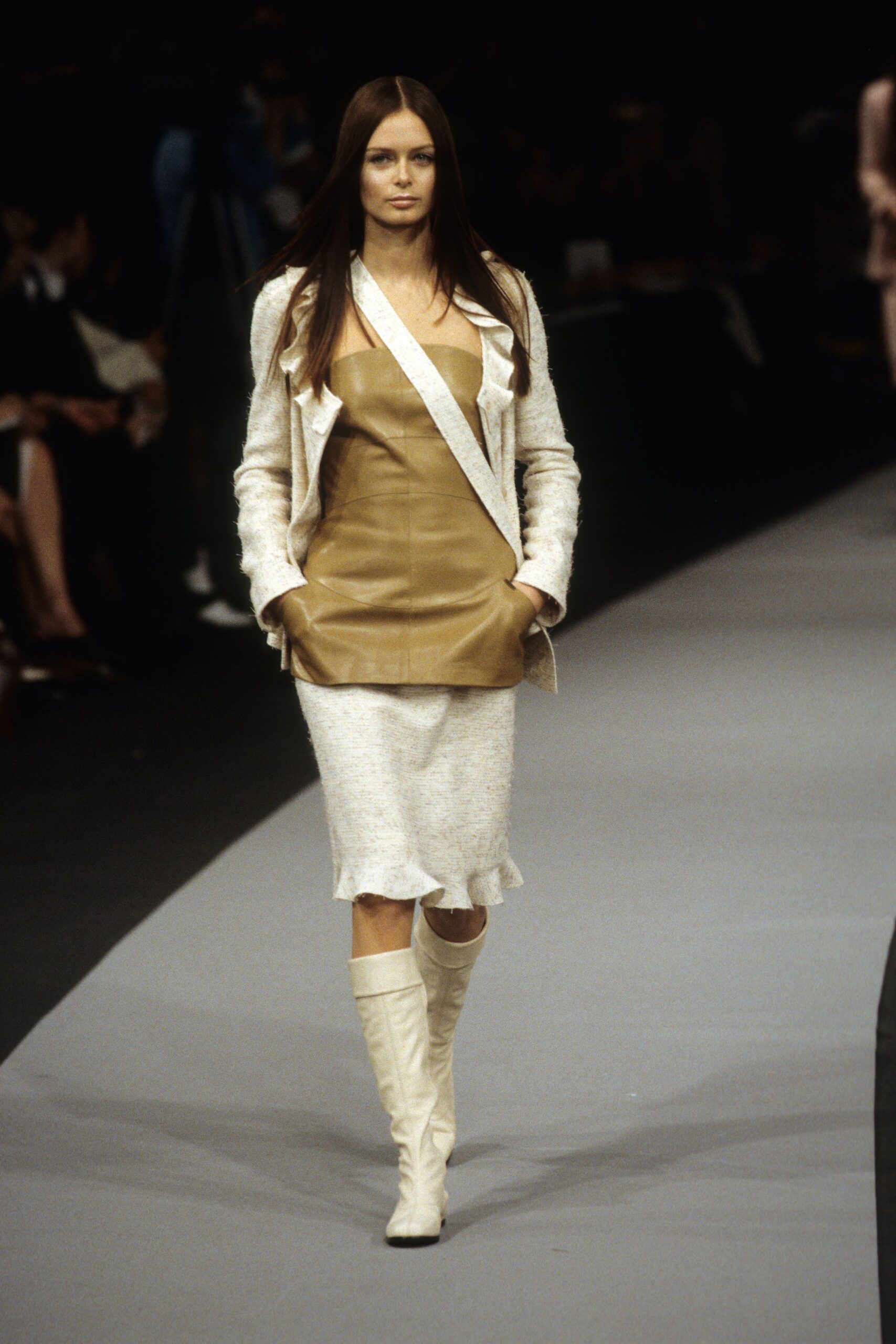 Chanel F/W 99 Look 282