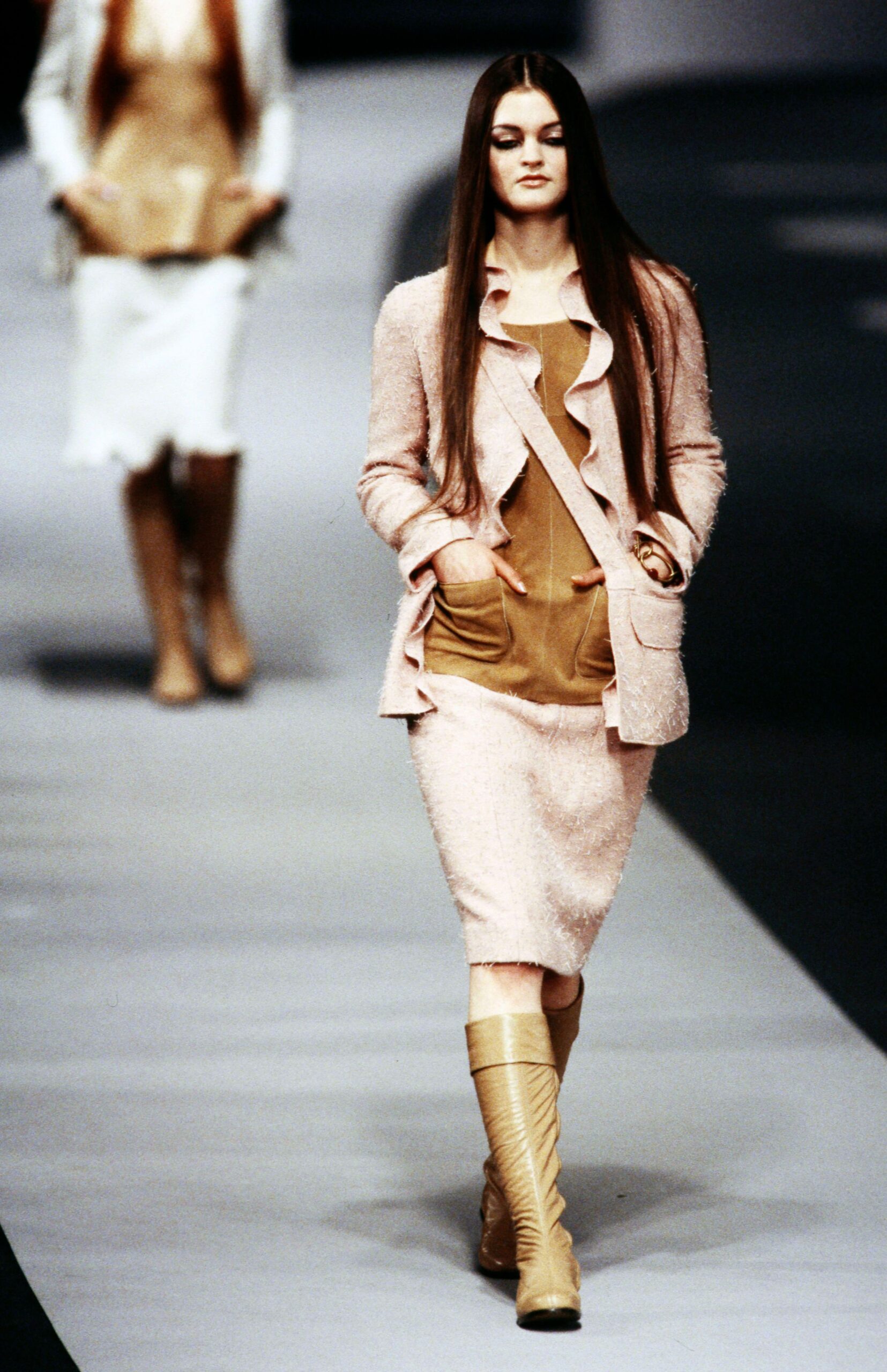 Chanel F/W 99 Look 300