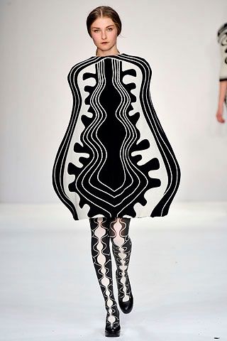 Central Saint Martins M.A. F/W 08 Look 816