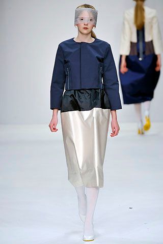 Central Saint Martins M.A. F/W 08 Look 855