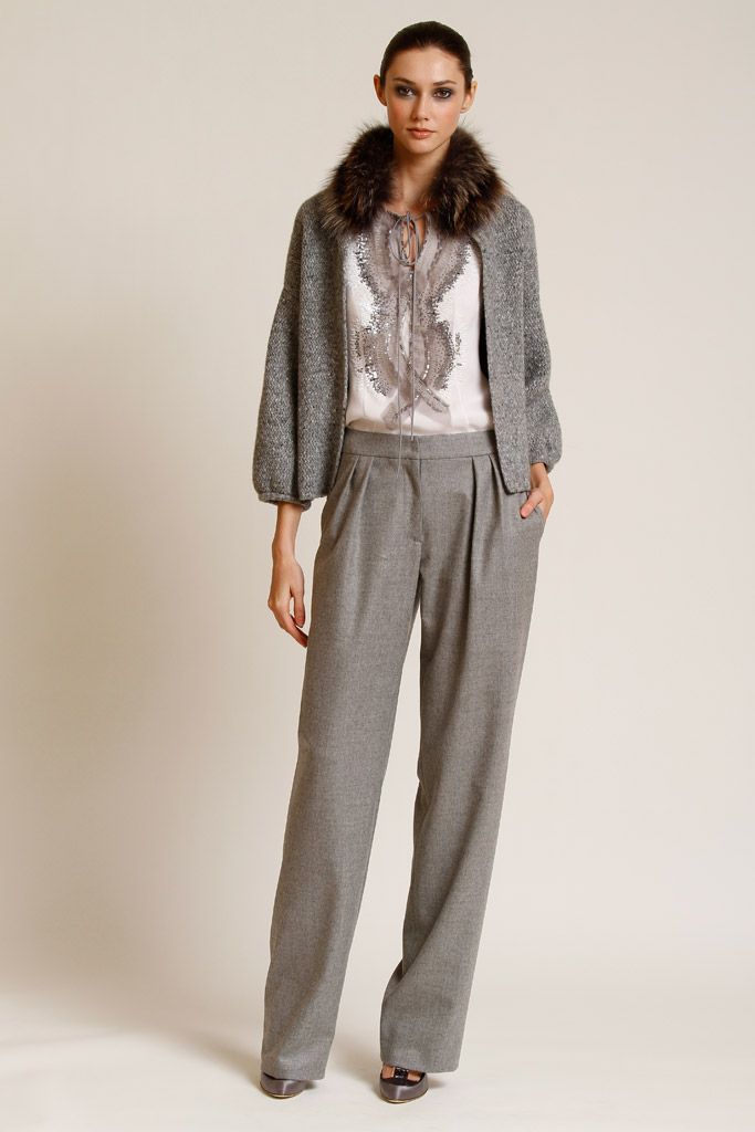 Carolina Herrera F/W 11 Look 1