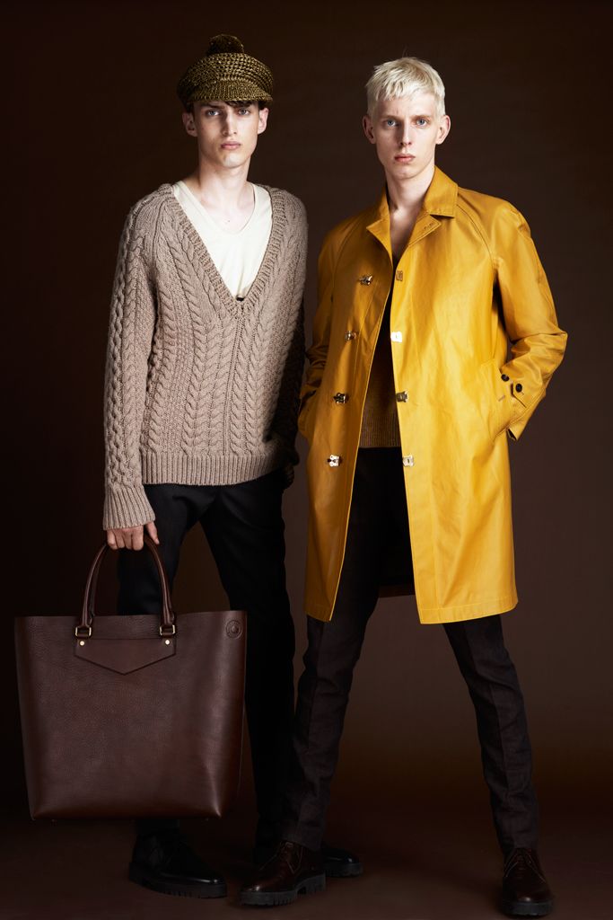 Burberry Resort 12 Look 61