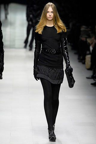 Burberry F/W 07 Look 235
