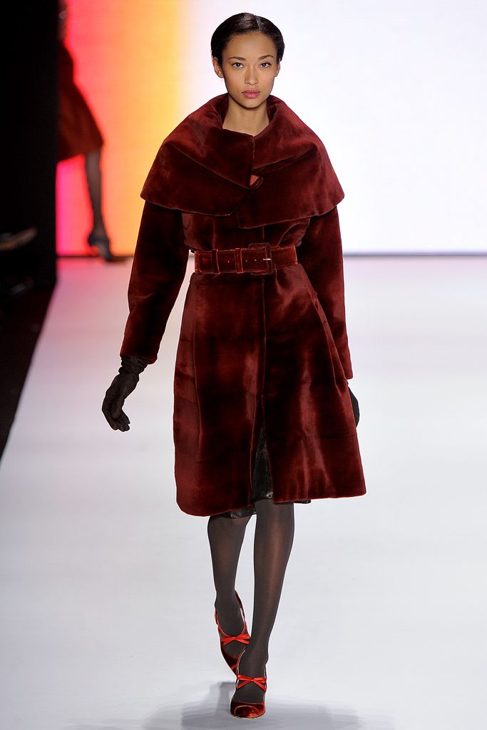 Carolina Herrera F/W 11 Look 176