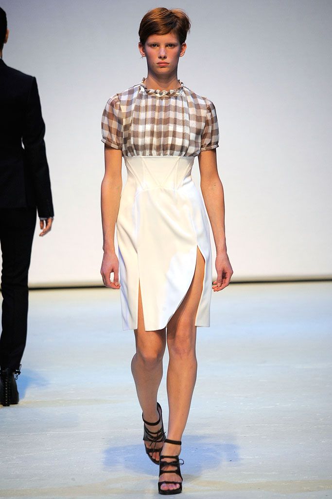Christopher Kane S/S 10 Look 43