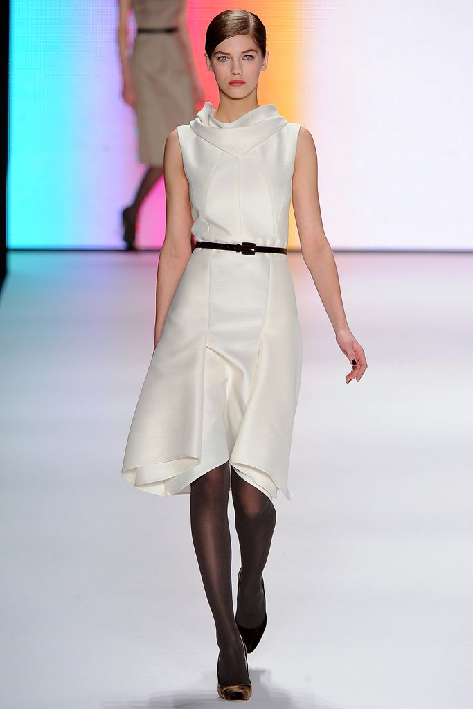 Carolina Herrera F/W 11 Look 146