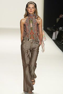 Carolina Herrera S/S 03 Look 42