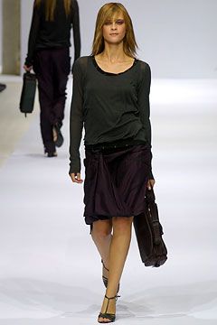 Burberry S/S 03 Look 140