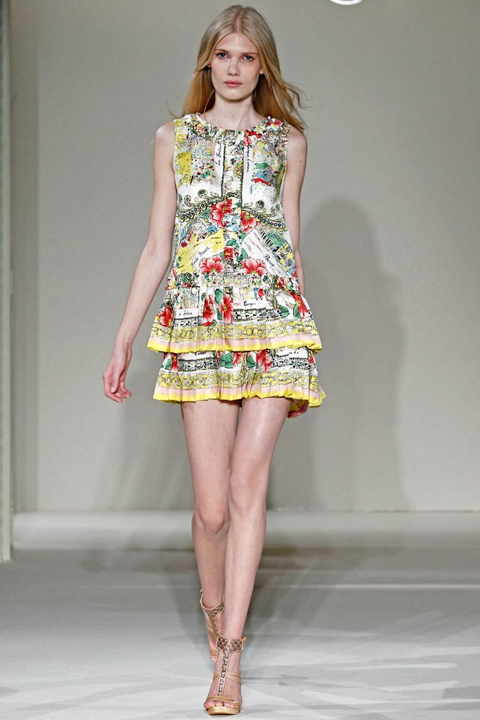 Collette Dinnigan S/S 11 Look 115