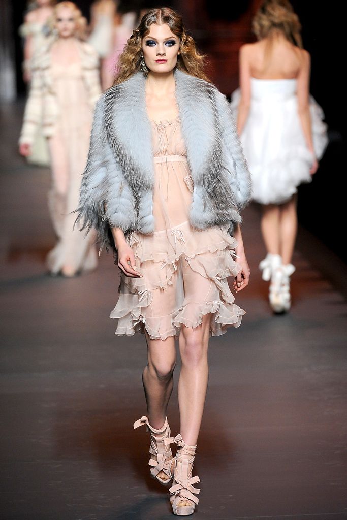 Christian Dior F/W 11 Look 330