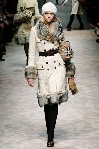 Burberry F/W 06 Look 5