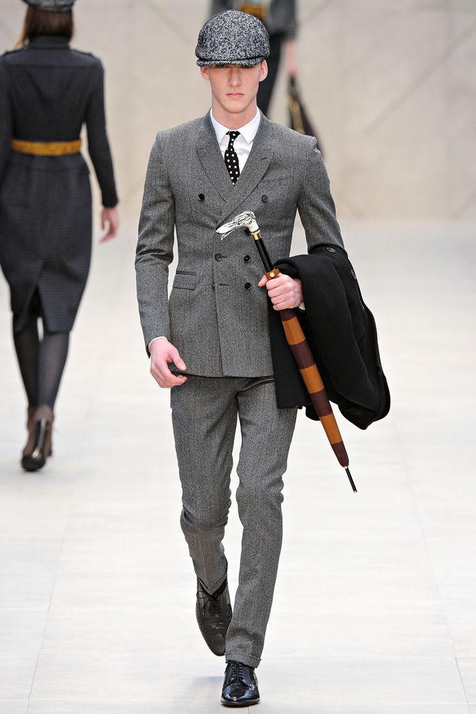 Burberry F/W 12 Look 68