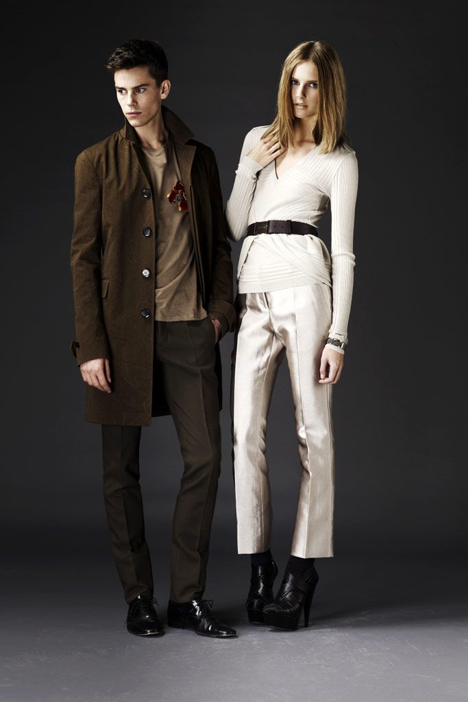 Burberry F/W 10 Look 124