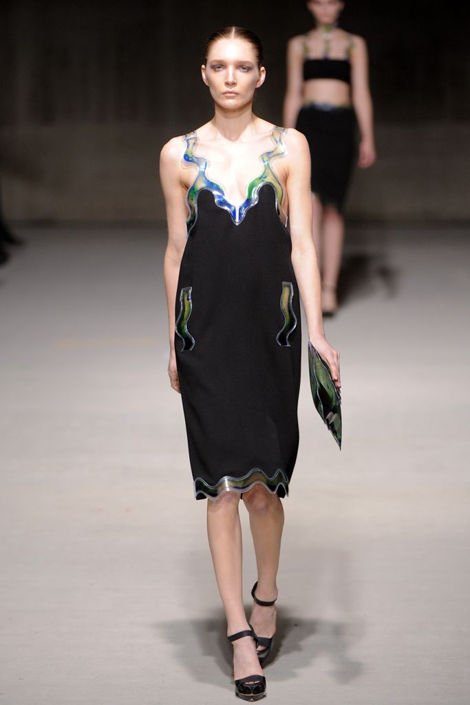 Christopher Kane F/W 11 Look 112