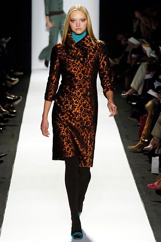 Carolina Herrera F/W 06 Look 34