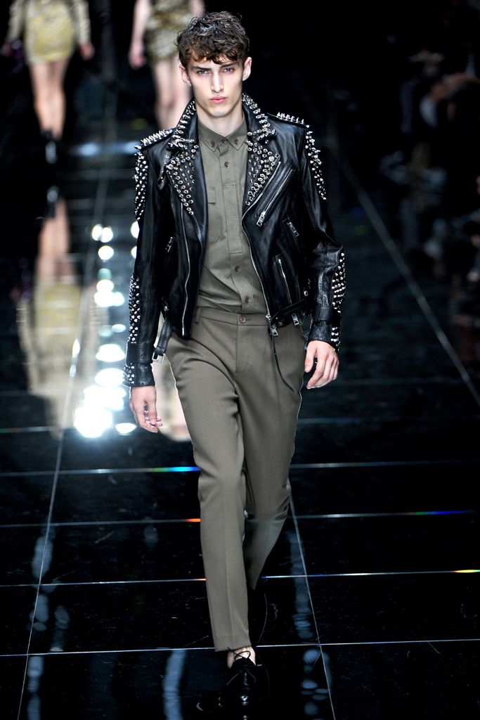 Burberry S/S 11 Look 174