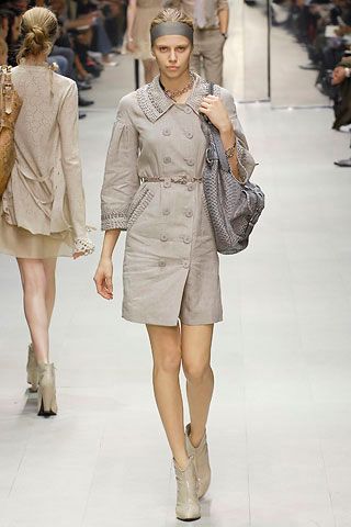 Burberry S/S 07 Look 81