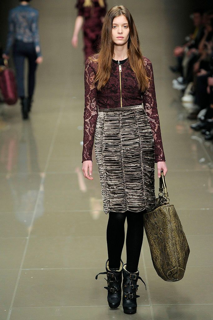 Burberry F/W 10 Look 211