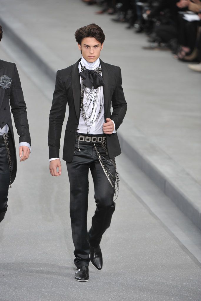 Chanel S/S 09 Look 440