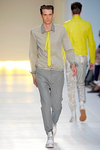 Costume National S/S 09 Menswear Look 36