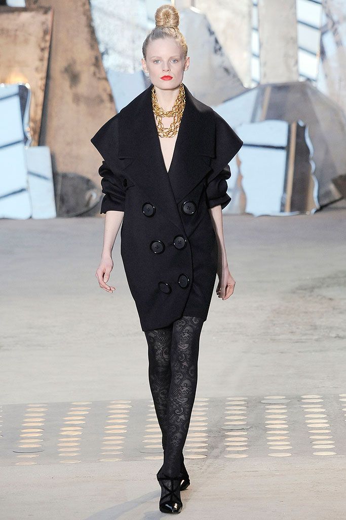 Christian Lacroix Fall 2009 Ready-to-Wear
