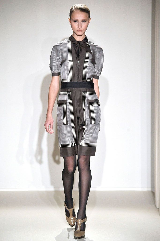 Collette Dinnigan F/W 09 Look 31
