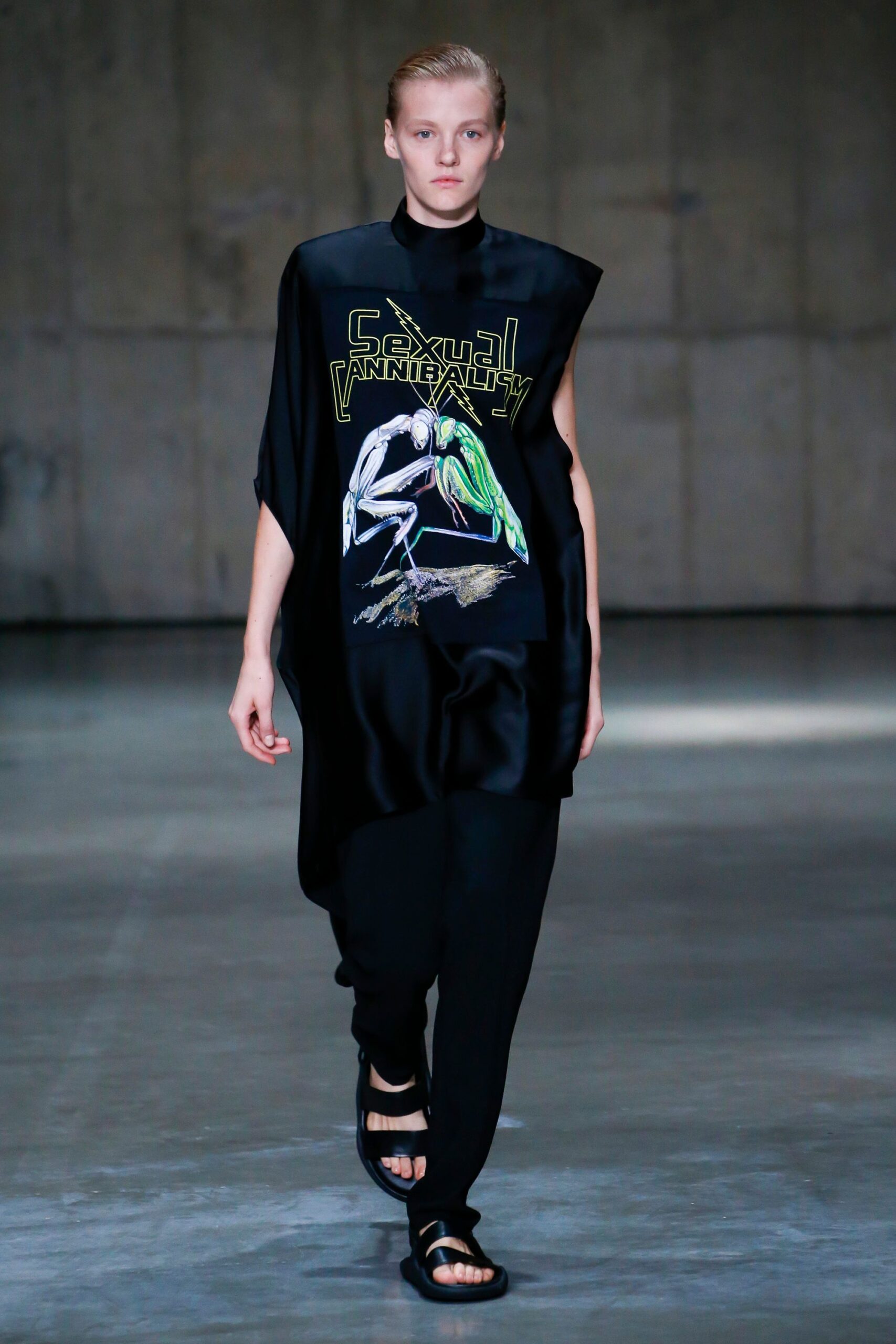 Christopher Kane S/S 19 Look 132