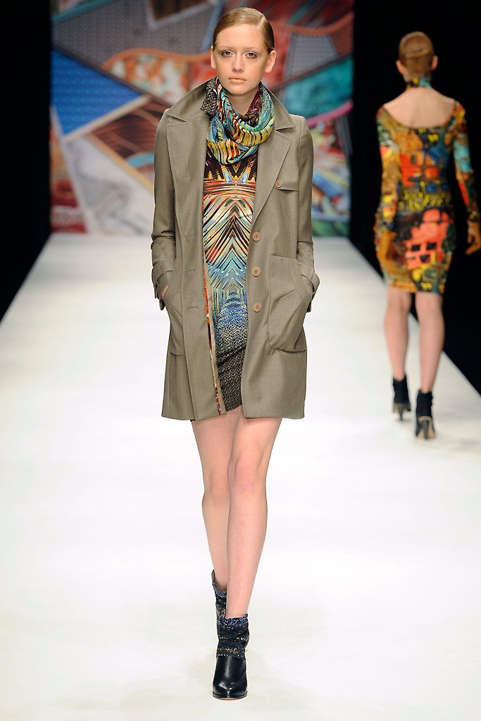 Basso & Brooke F/W 10 Look 49